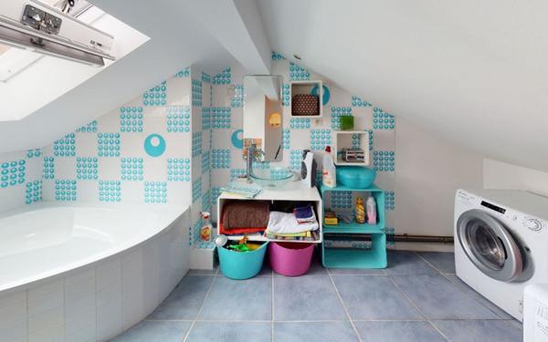 Appartement à louer    3 pièces • 81 m2 Saint-Étienne