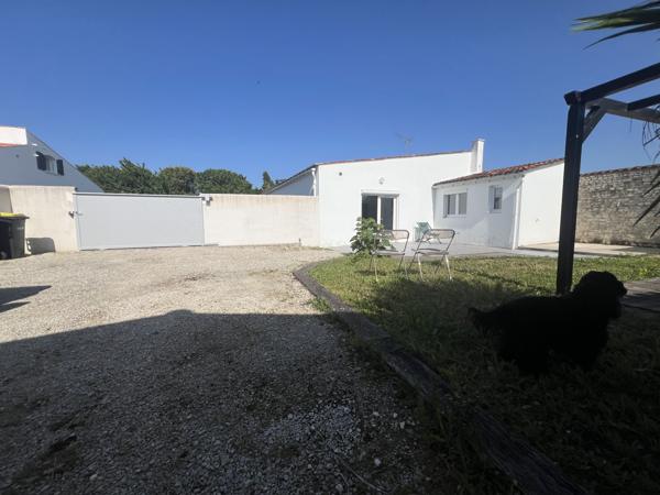 Nieul-sur-Mer (17137) Charmante maison – Plain-pied + mezzanine – Nieul-sur-Mer – 75 m² – Terrain 273 m²