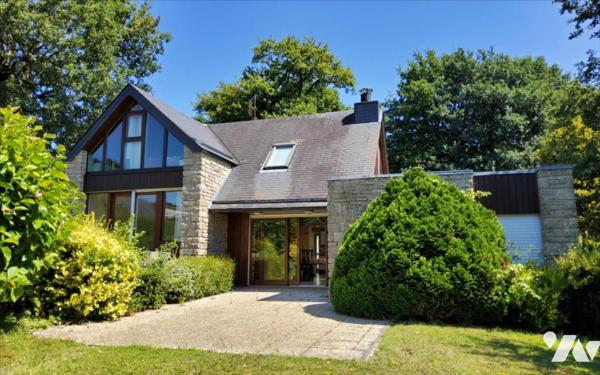 CARHAIX - MAISON 6 PIECES