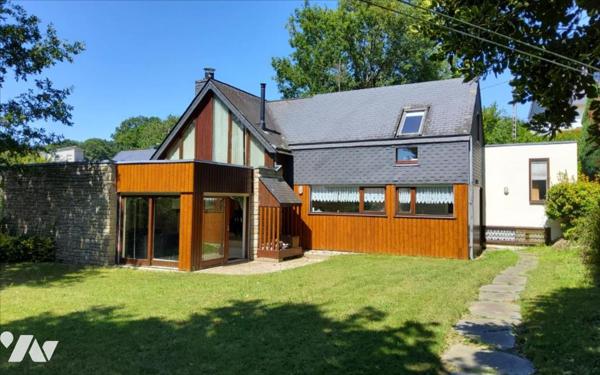 CARHAIX - MAISON 6 PIECES