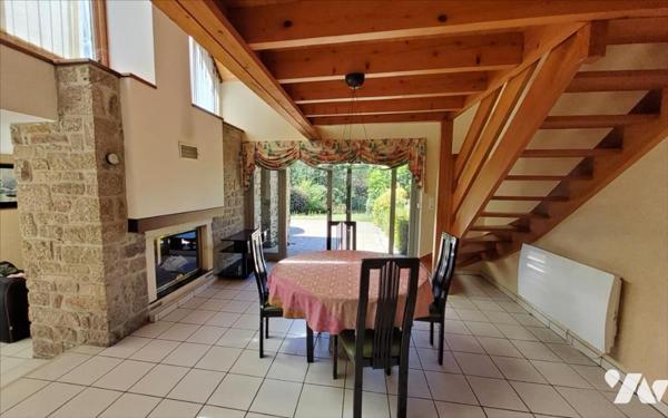 CARHAIX - MAISON 6 PIECES