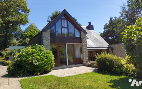 CARHAIX - MAISON 6 PIECES