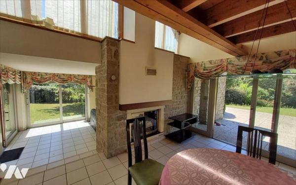 CARHAIX - MAISON 6 PIECES