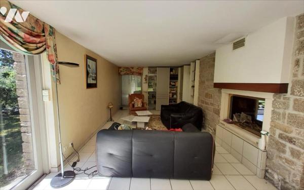 CARHAIX - MAISON 6 PIECES