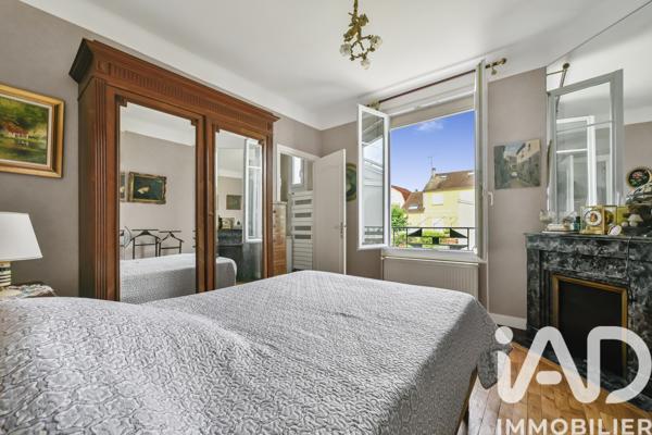 Maison à vendre 4 pièces 80,6 m² Le Chesnay-Rocquencourt