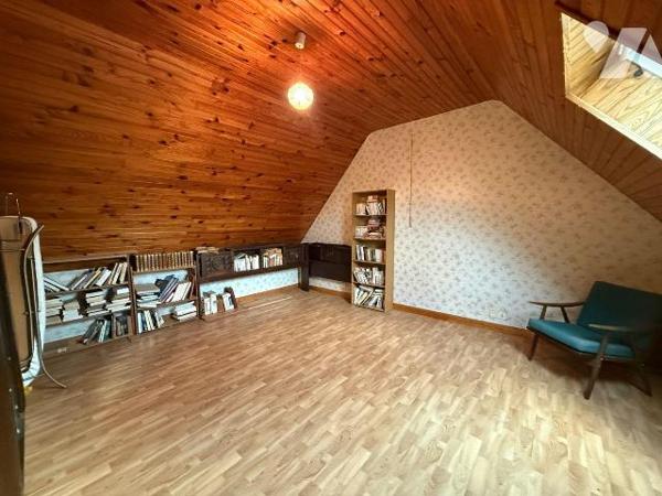 A VENDRE, PLUFUR
A découvrir sur la commune de Plufur , cette maison en pierres pleine de pote...