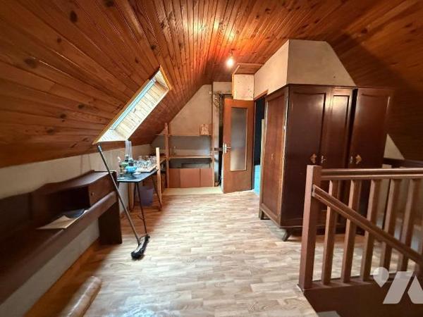 A VENDRE, PLUFUR
A découvrir sur la commune de Plufur , cette maison en pierres pleine de pote...