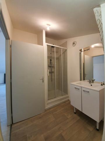 APPARTEMENT T2 SEMI MEUBLE