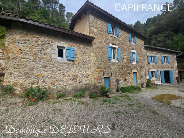 Ardéche, maison en pierres dans un lieu préservé et calme - 137m² habitable - garage - terrain