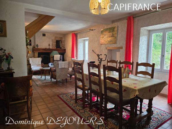 Ardéche, maison en pierres dans un lieu préservé et calme - 137m² habitable - garage - terrain