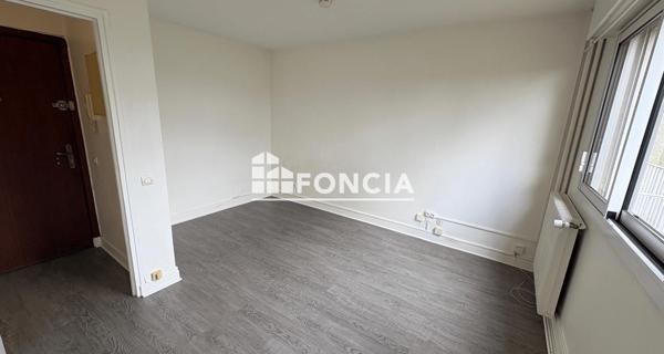 Location Studio 19.62 m² - Juvisy-sur-orge 91260