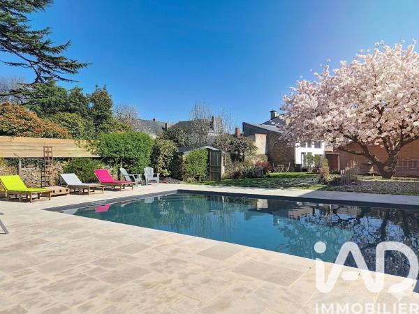 Maison à vendre 7 pièces 250 m² Sainte-Pazanne