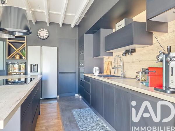 Maison à vendre 7 pièces 250 m² Sainte-Pazanne