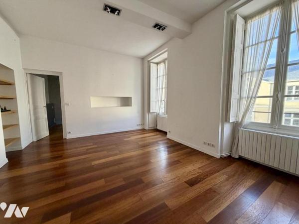NANTES - RUE ST LEONARD - T2 48m²