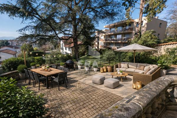 Appartement bourgeois 2 pièces à Tassin la Demi Lune