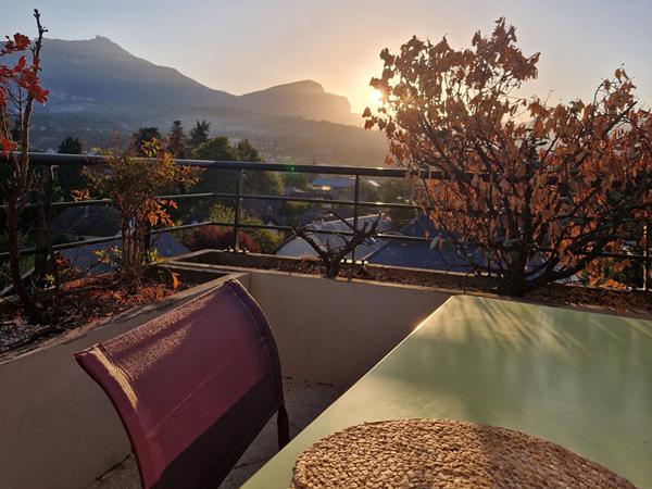 Splendide appartement-terrasses aux triples expositions en dernier étage avec dépendances, dans le quartier prisé de Bissy