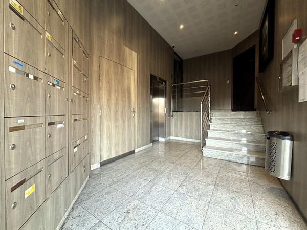 Splendide appartement-terrasses aux triples expositions en dernier étage avec dépendances, dans le quartier prisé de Bissy