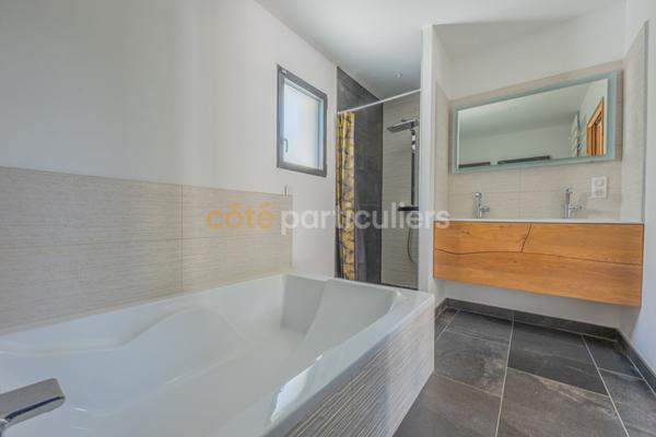 Vente Maison130 m² - 5 Pièces - SAINT PHILBERT DE GRAND LIEU (44310)