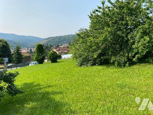 Parcelle de terrain avec vue sur les Gorges de la Loire