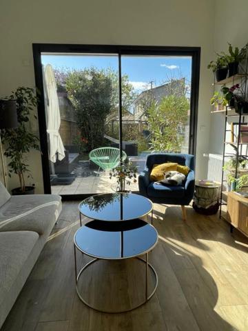 Maison à BRUNOY  rénovée  121 m²  Sous-sol Garage