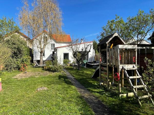Maison à BRUNOY  rénovée  121 m²  Sous-sol Garage