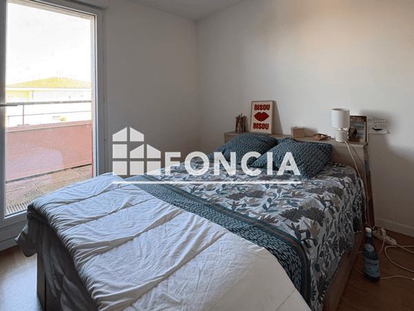 Location Appartement 3 pièces 69.35 m² - 1 RUE LEODILE BERRA Niort 79000
