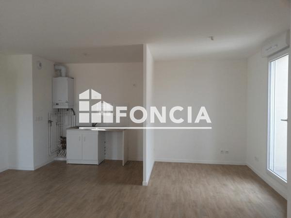 Location Appartement 3 pièces 69.35 m² - 1 RUE LEODILE BERRA Niort 79000