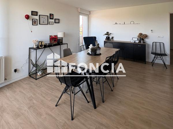 Location Appartement 3 pièces 69.35 m² - 1 RUE LEODILE BERRA Niort 79000