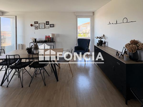 Location Appartement 3 pièces 69.35 m² - 1 RUE LEODILE BERRA Niort 79000