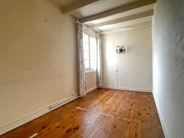 Vente Maison 7 pièces 145 m2 à Lussac-les-Châteaux