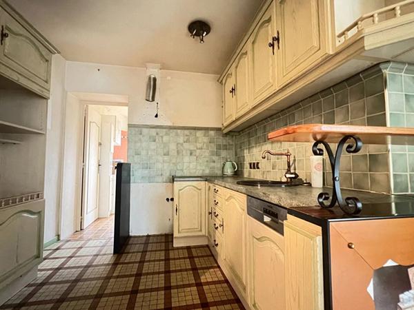 Vente Maison 7 pièces 145 m2 à Lussac-les-Châteaux