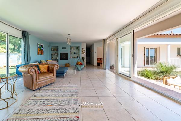 Saint-Gély-du-Fesc (34980) Maison familiale de Plain-pied avec vue dégagée à 15 min de Montpellier – Environnement exceptionnel