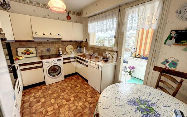 Appartement à vendre    3 pièces •  Brive-la-Gaillarde