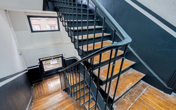 Immeuble à vendre    25 pièces • 451,43 m2 Le Raincy