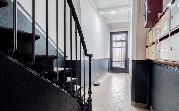 Immeuble à vendre    25 pièces • 451,43 m2 Le Raincy