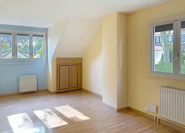 Maison familiale 6 pièces – 147 m² – 4 chambres – Terrain arboré de 815 m² – Résidence Les Demeures de Brunoy