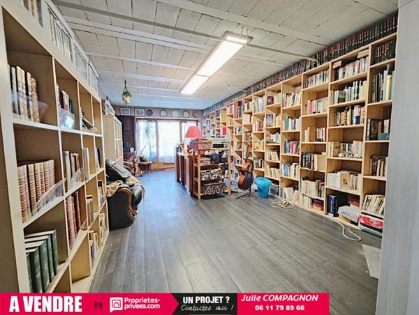 Maison 3 chambres - carport - abris - pergola et jardin CLOS