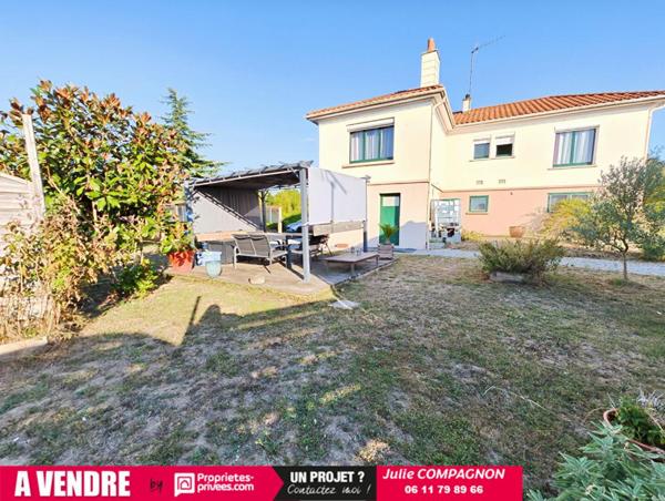 Maison 3 chambres - carport - abris - pergola et jardin CLOS