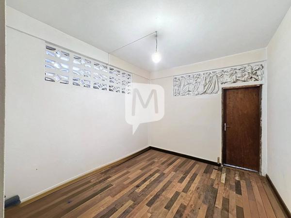 DPT GUYANE, à vendre SINNAMARY maison T6 ou 2 apparts T3 de 181 m2