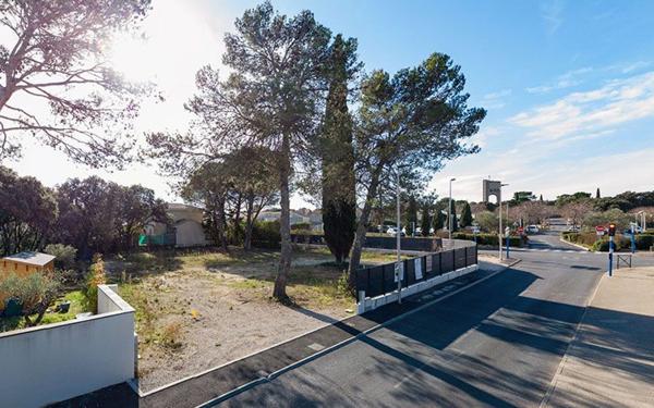 Terrain à vendre    Castries