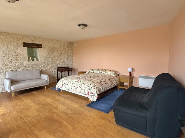 Lauzerte (82110) LAUZERTE Maison au village en pierre avec 2 chambres, jardin et terrasse