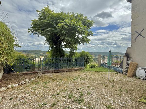 Lauzerte (82110) LAUZERTE Maison au village en pierre avec 2 chambres, jardin et terrasse