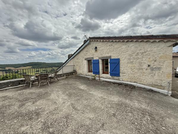 Lauzerte (82110) LAUZERTE Maison au village en pierre avec 2 chambres, jardin et terrasse