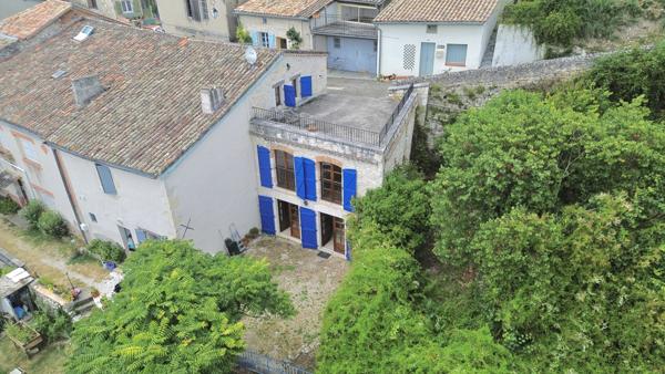 Lauzerte (82110) LAUZERTE Maison au village en pierre avec 2 chambres, jardin et terrasse