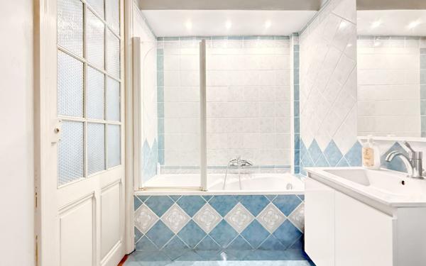 Appartement à vendre    3 pièces • 108,79 m2 Nice