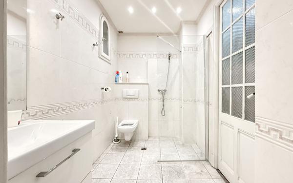 Appartement à vendre    3 pièces • 108,79 m2 Nice