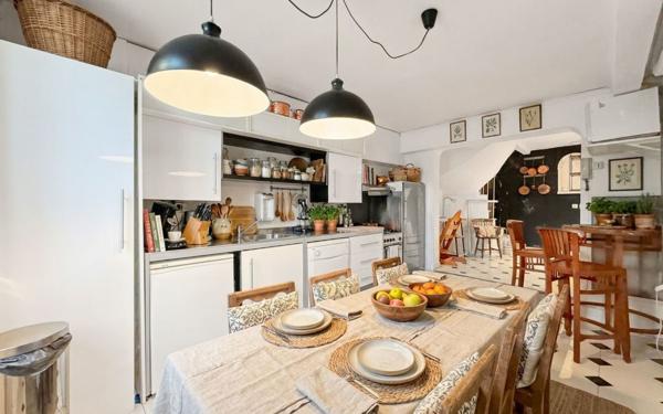 Appartement à vendre    3 pièces • 108,79 m2 Nice