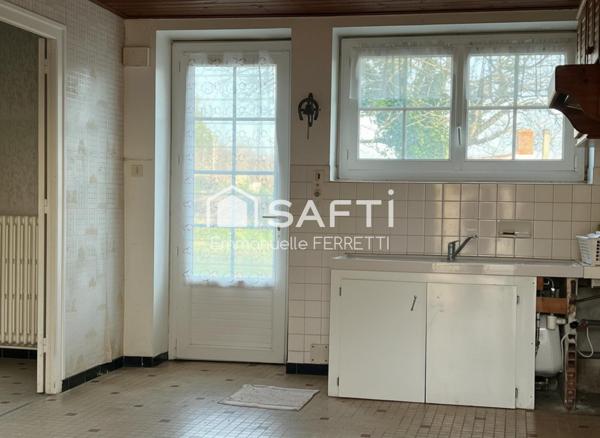 Ancienne ferme en pierre – 130 m² habitables + dépendances – 12 km des plages