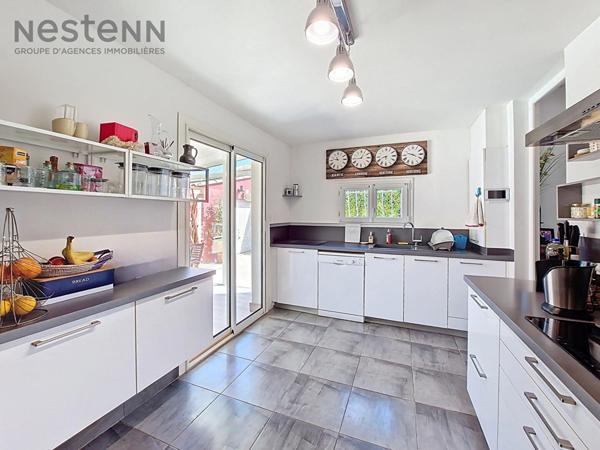 Maison avec piscine Lunel 6 pièces 169 m²