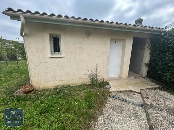 Maison à louer 4 pièces 98m² Bergerac (24100)